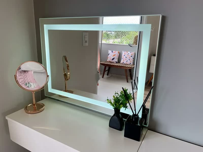 foto de Espelho Led Touch 0,80 x 0,60 Para Banheiro Penteadeira