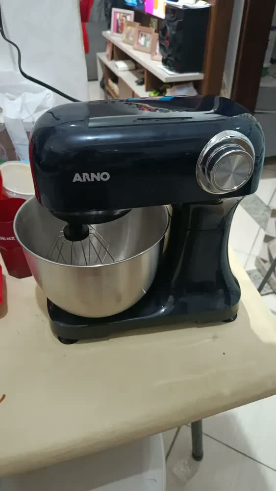 foto de Batedeira Arno Planetária Bake Easy Km10 Inox E Preto