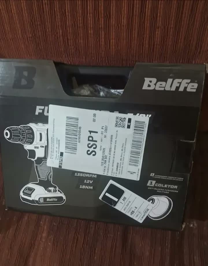 foto de Parafusadeira Furadeira a Bateria 12V Belffe Com Kit de 26 Peças e Maleta Amarela