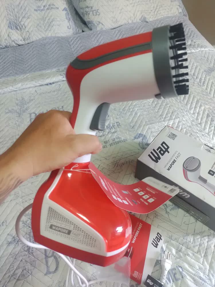 foto de Vaporizador Portátil de Roupas e Tecidos Wap Wapore Fast 1250 Com Vapor Quente