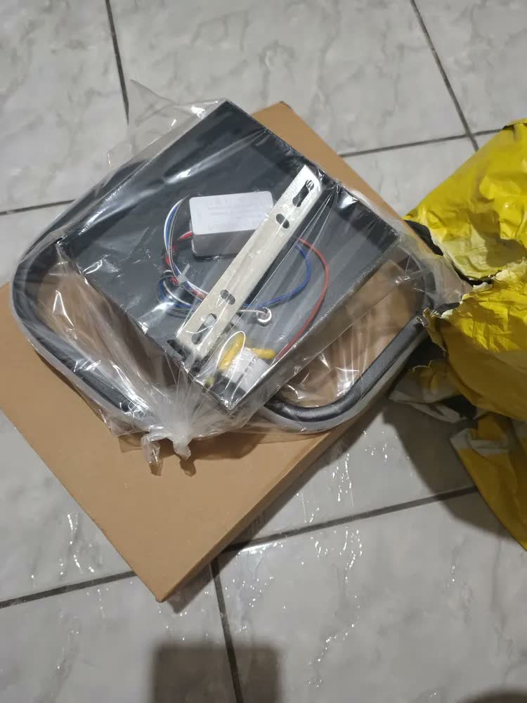 foto de Luminária Plafon Teto Pendente Quadrado Sobrepor Luz Led 30w