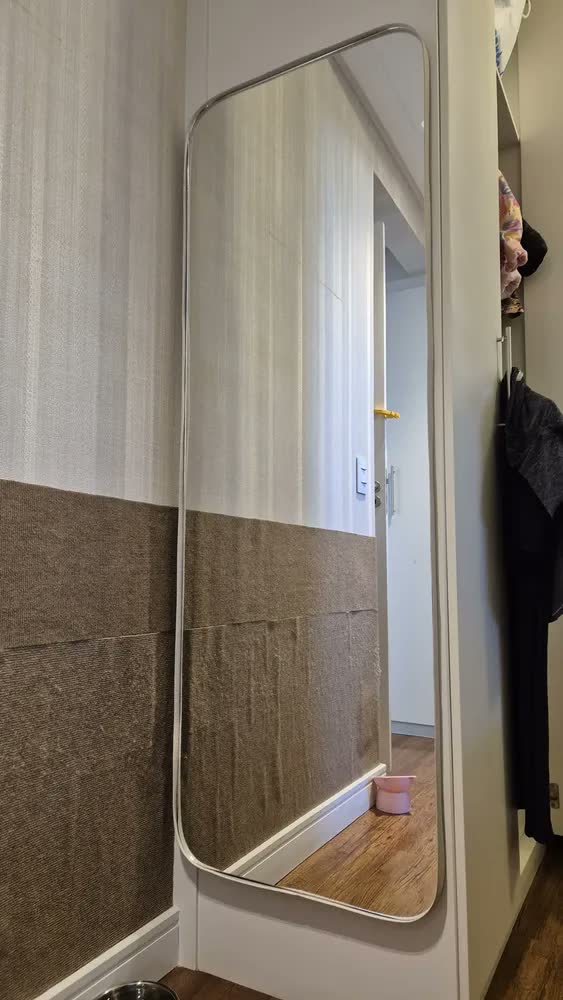 foto de Espelho Orgânico Decorativo Retangular 150x50 Corpo Inteiro