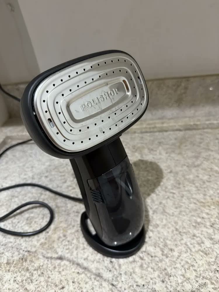 foto de Polishop Ultra Hand Steamer Cor Preto