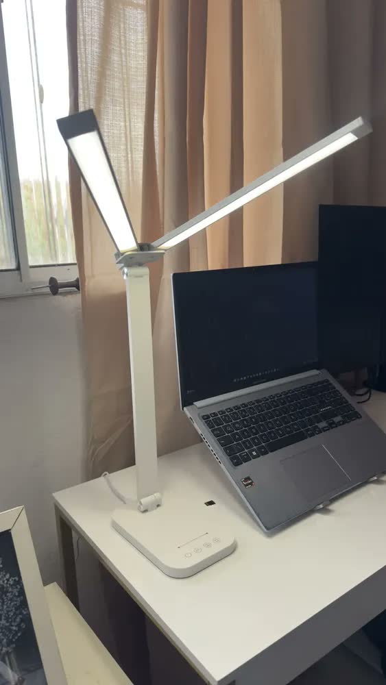 foto de Luminária de Mesa LED de Dupla Cabeça para Leitura e Estudo, com Braços Articulados e 5 Modos de Cor
