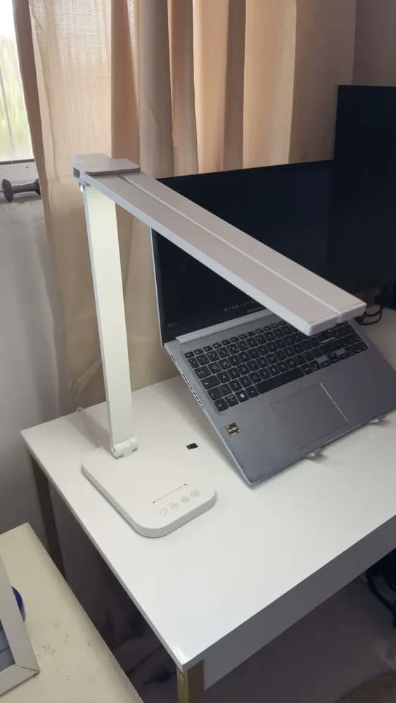 foto de Luminária de Mesa LED de Dupla Cabeça para Leitura e Estudo, com Braços Articulados e 5 Modos de Cor