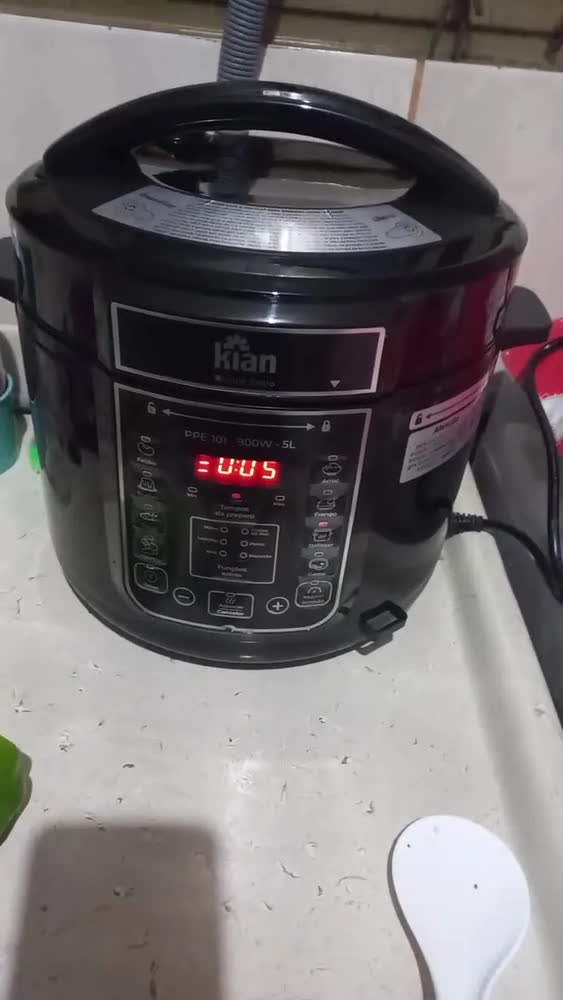 foto de Panela de Pressão Elétrica 5 Litros Aço Inox Preto Multifuncional Kian Ppe 101