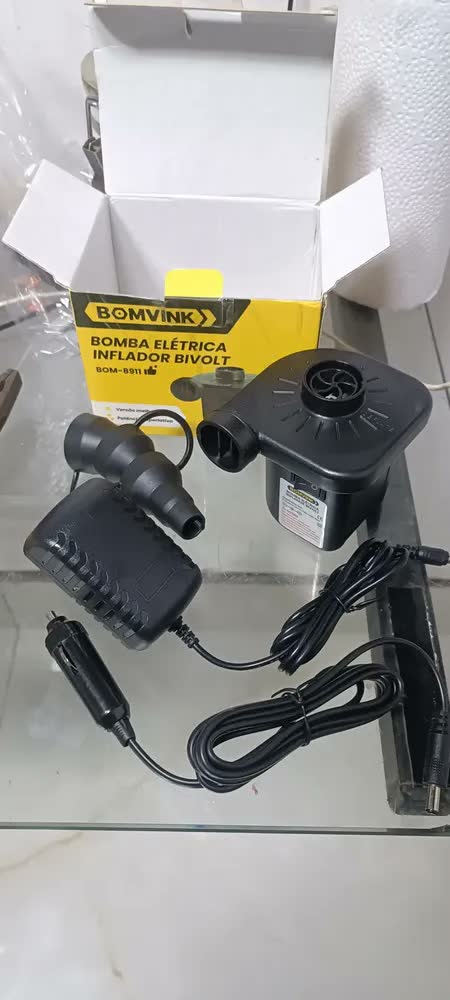 foto de Compressor Bomba de Ar Portátil Elétrica Para Encher e Esvaziar Colchão Inflável Piscina Boias Bivolt Manevox Não é Recarregavél