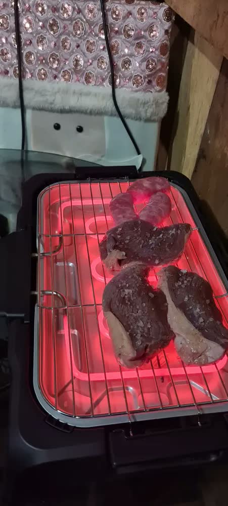 foto de Churrasqueira Elétrica 1800w 8 Níveis Portátil De Mesa