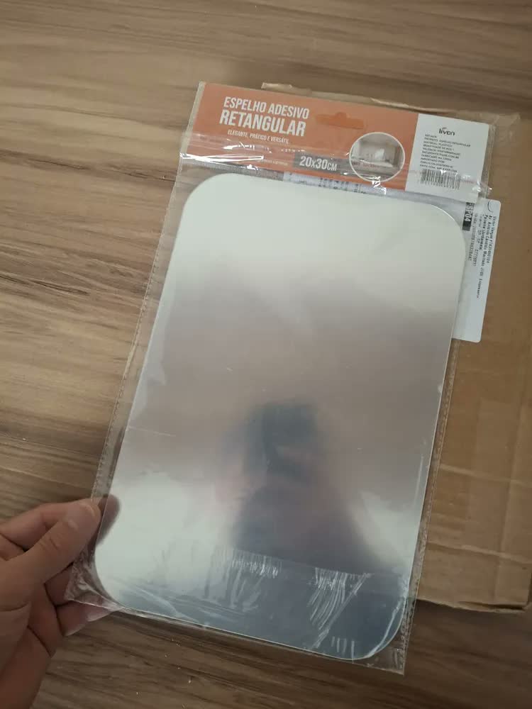 foto de Espelho Adesivo Acrílico Oval 50x35cm Nitidez Decorativo