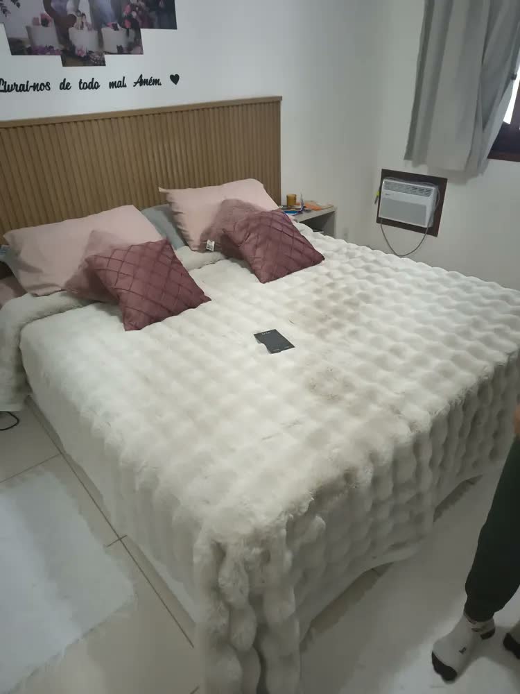 foto de Cobertor King Jolitex Bege Ocean Macio Microfibra 2,20x2,40m