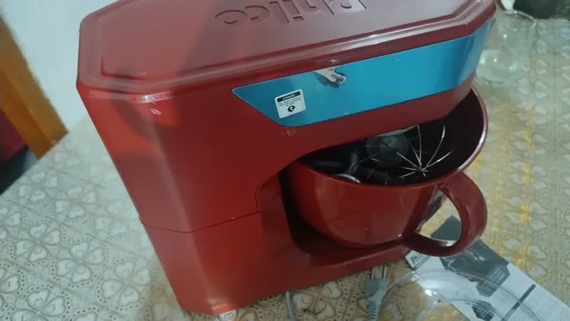 foto de Batedeira Planetária Philco Pbp90b Profissional Vermelho N/a