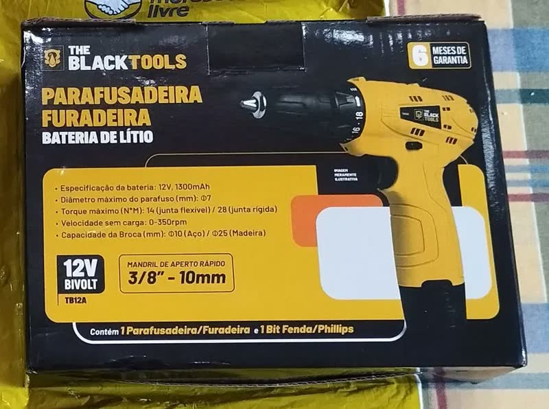 foto de Parafusadeira Furadeira 3/8 Bivolt A Bateria 12v Cor Amarelo Frequência 60hz