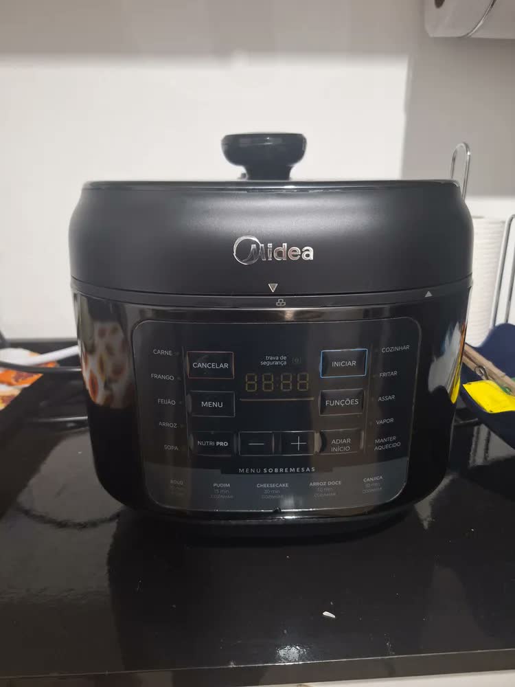foto de Panela De Pressão Elétrica 5l Nutripro Preta Midea Cor Preto