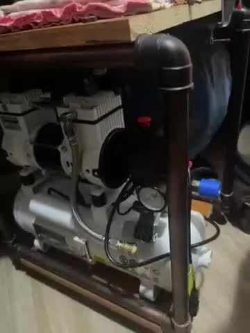 foto de Compressor De Ar Portátil 8l 1,1 Hp 1100 8 Litros Compbrasil