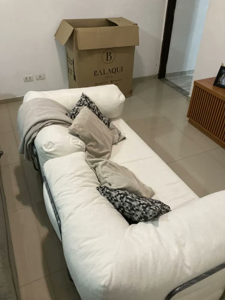 foto de Sofá Cama Colchão Casal Compactair Confortável Sala Balaqui