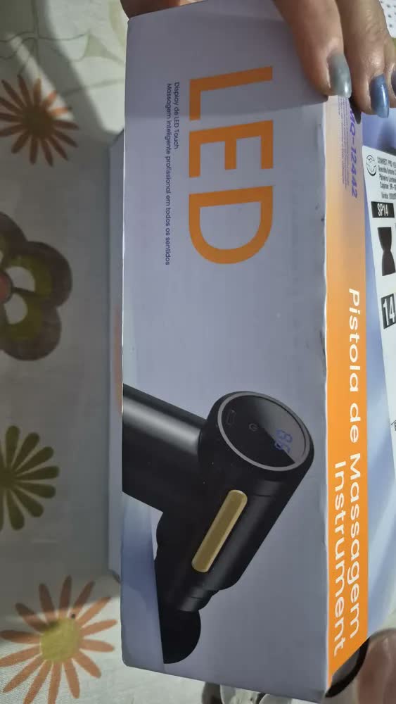 foto de Massageador Pistola Elétrico Profissional Muscular Portátil