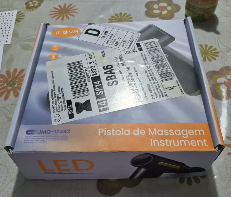 foto de Massageador Pistola Elétrico Profissional Muscular Portátil