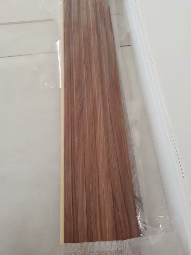 foto de Painel Ripado Modaza Wpc Imbuia 16,7 X 285 Cm