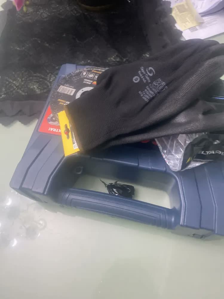foto de Esmerilhadeira Lixadeira Gws 850 Bosch C/ Kit Maleta Discos