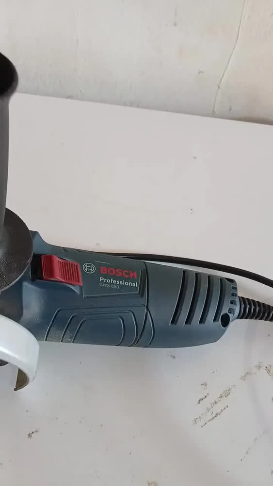 foto de Esmerilhadeira Lixadeira Gws 850 Bosch C/ Kit Maleta Discos