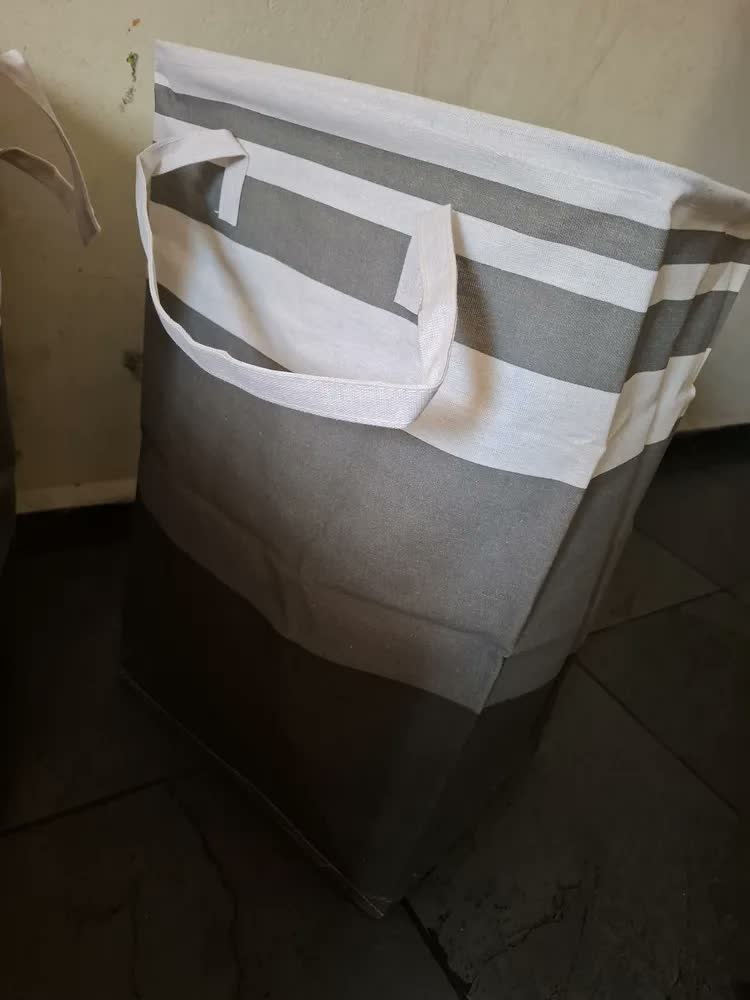 foto de Cesto De Roupa Dobrável Para Roupa Suja Cesto Saco(kit 4)