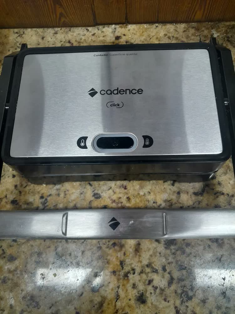 foto de Grill Elétrico Cadence Click, 1200w, Grl200, 127v Prateado