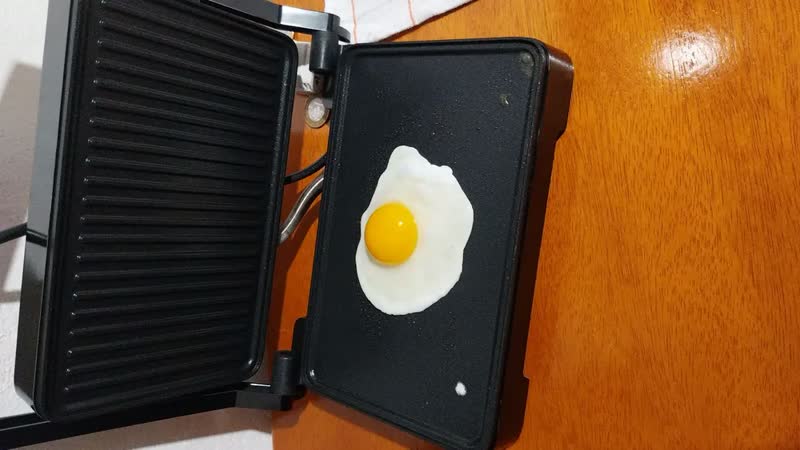 foto de Grill Elétrico Cadence Click, 1200w, Grl200, 127v Prateado