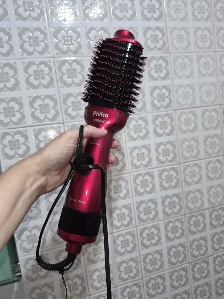 foto de Escova Alisadora Philco Pec13 4 Em 1 Bivolt 1300w Modeladora Cor Vermelho 127 220v