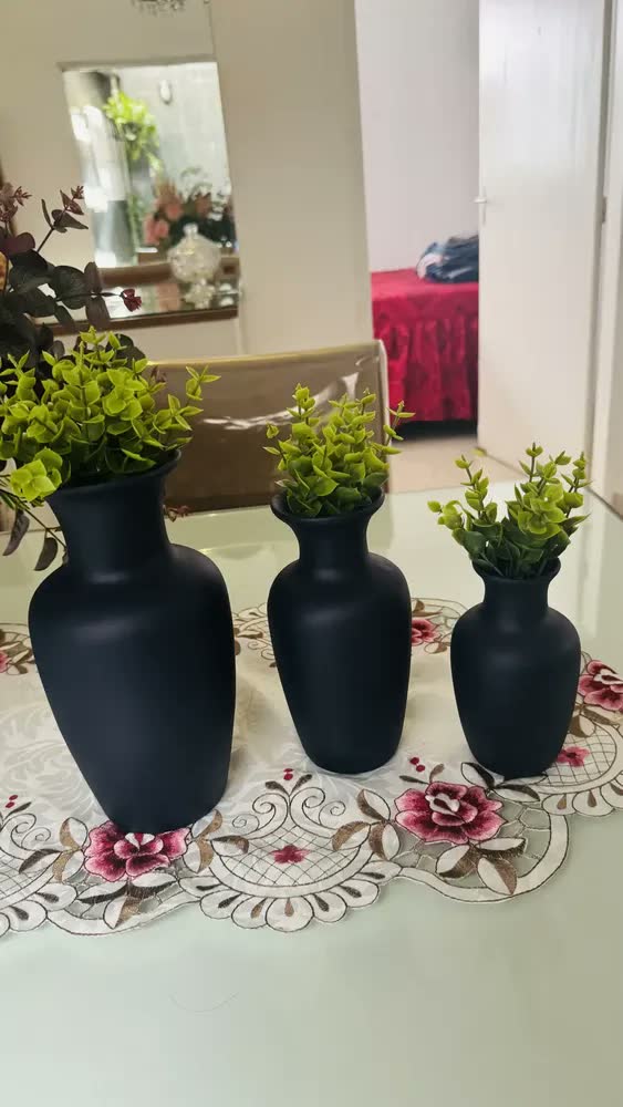 foto de Enfeite Rack Preto Vaso Decorativo Decoração Objeto Ceramica
