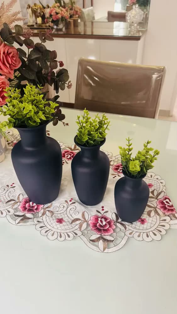 foto de Enfeite Rack Preto Vaso Decorativo Decoração Objeto Ceramica