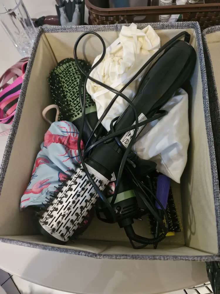 foto de Organizadora Caixa Cesto Cinza Dobrável Guarda Roupa Tampa 35x28x18cm Lisa