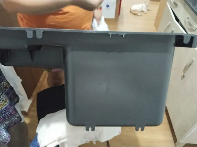 foto de Tanque De Lavar Roupa 30l Lateral De Plástico Fixo Na Parede Cinza