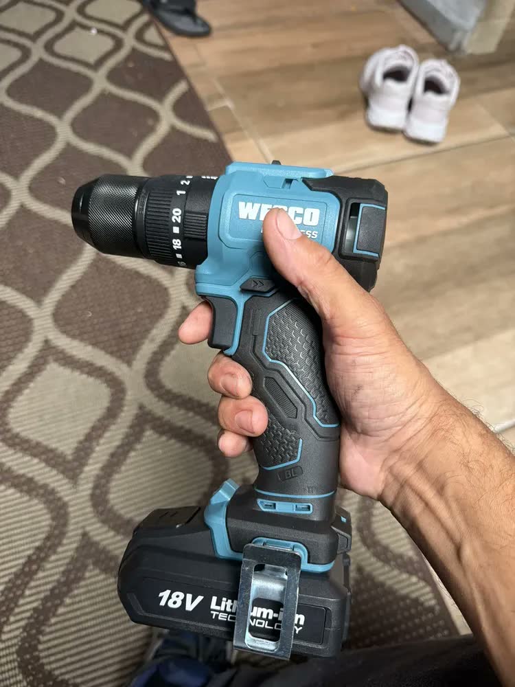 foto de Parafusadeira Furadeira Impacto Wesco + Bat +carr. Ws2425k Azul-aço 60hz