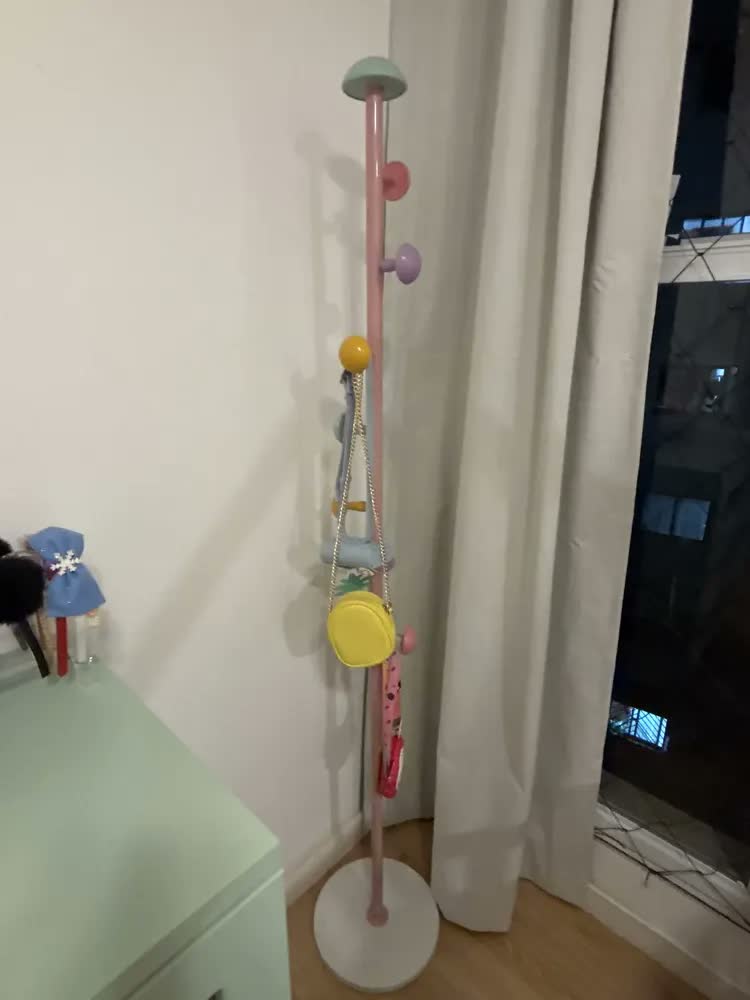 foto de Mancebo Cabideiro Chão Multiuso Metal Ganchos 1.69m Cogumelo