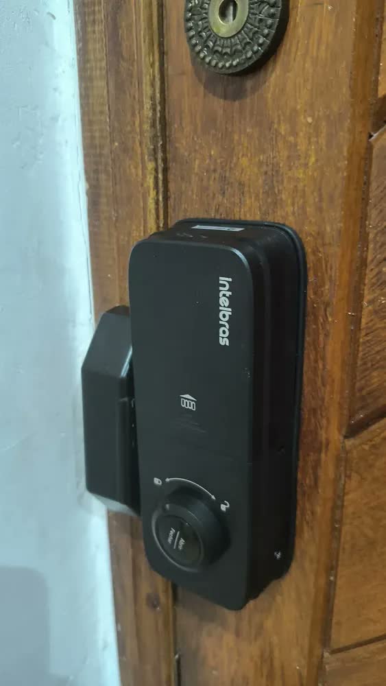 foto de Fechadura Digital De Sobrepor Fv 201 Intelbras Preto