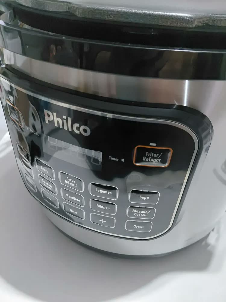 foto de Panela Elétrica de Pressão PPP80 Multifuncional 8 Litros 12 funções 220v Cor Inox Philco