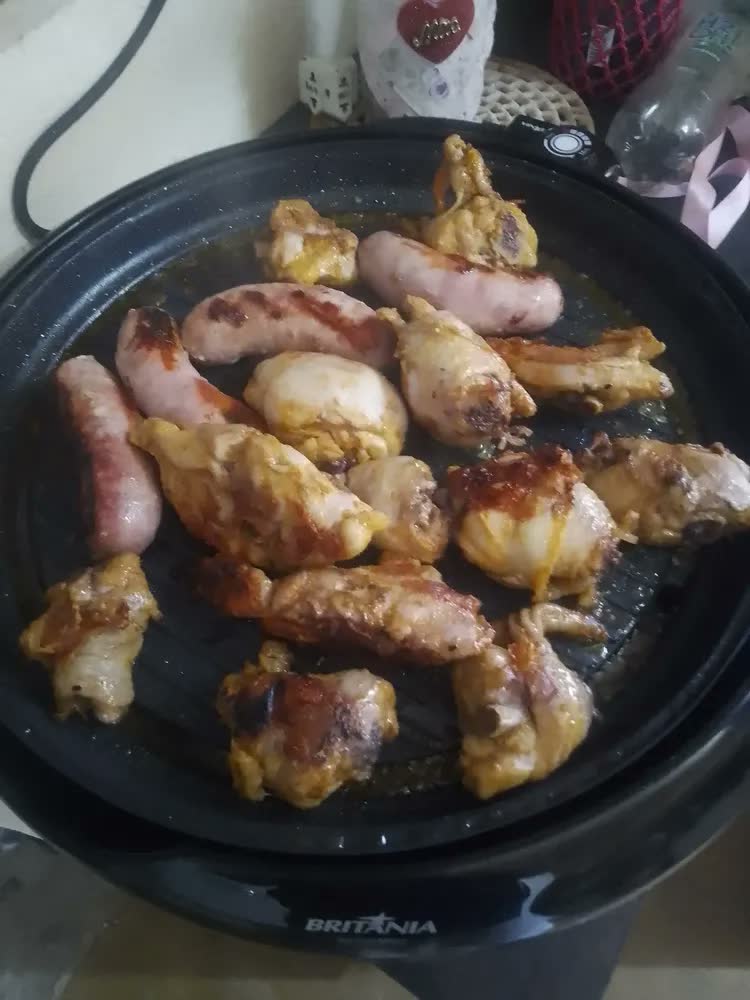 foto de Grill Elétrico Premium 40cm Grelha 25,5 cm Antiaderente