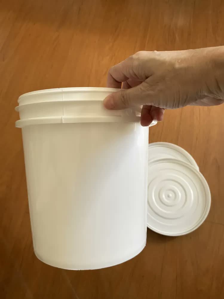 foto de Kit 4 Balde Plástico Atóxico Alimentício 5l Tampa Hermética