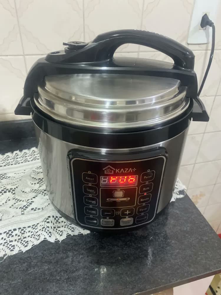 foto de Panela De Pressão Elétrica 5 Litros 1000w Kaza+ Inox Cor Prateado