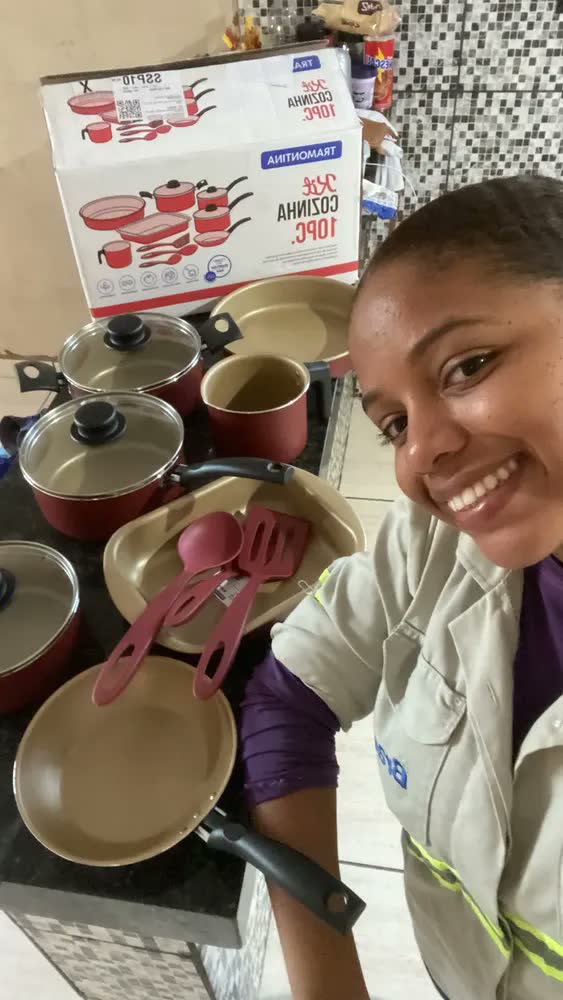 foto de Jogo De Panelas Tramontina 10 Peças Antiaderente Cor Vermelho