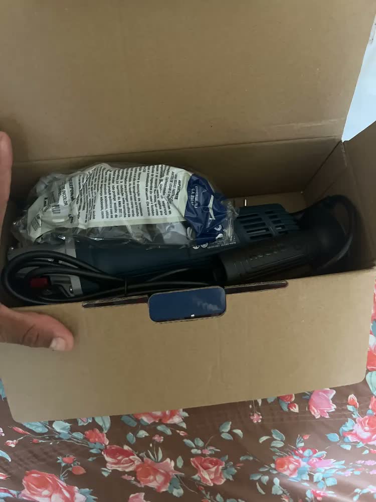foto de Esmerilhadeira Angular 710w Gws700 Bosch + Kit Discos Azul 50/60hz
