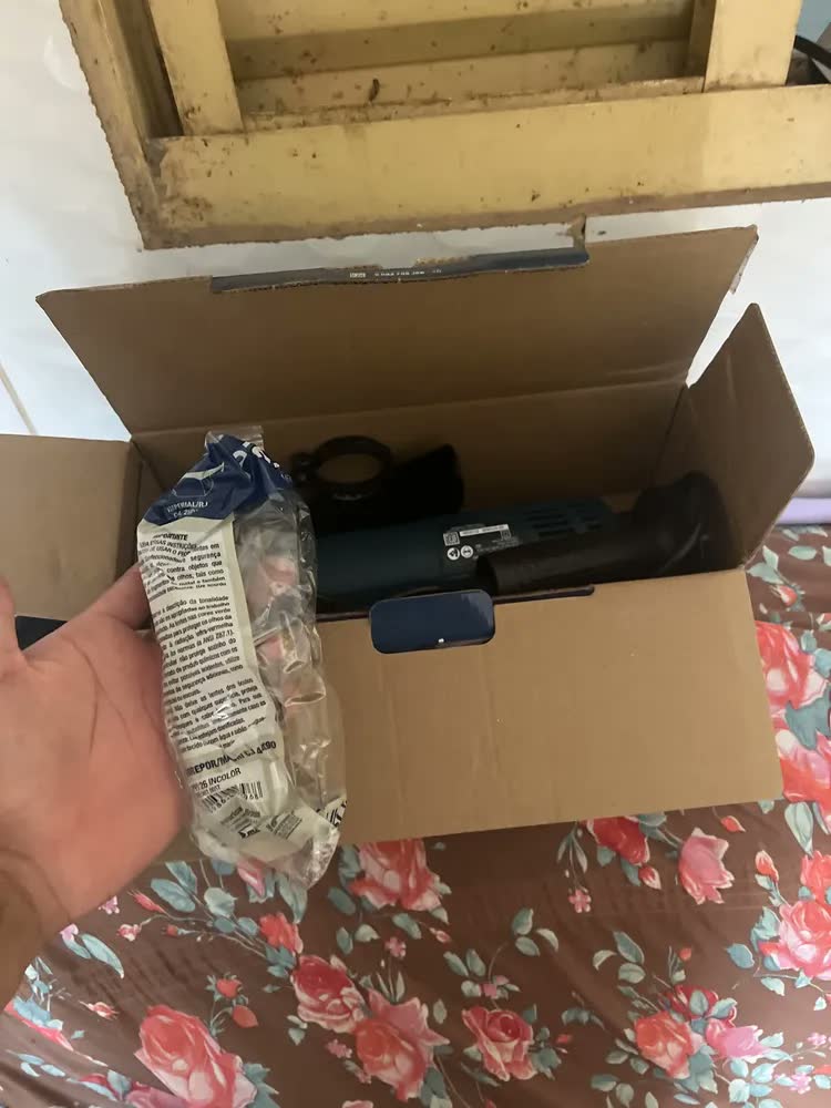 foto de Esmerilhadeira Angular 710w Gws700 Bosch + Kit Discos Azul 50/60hz