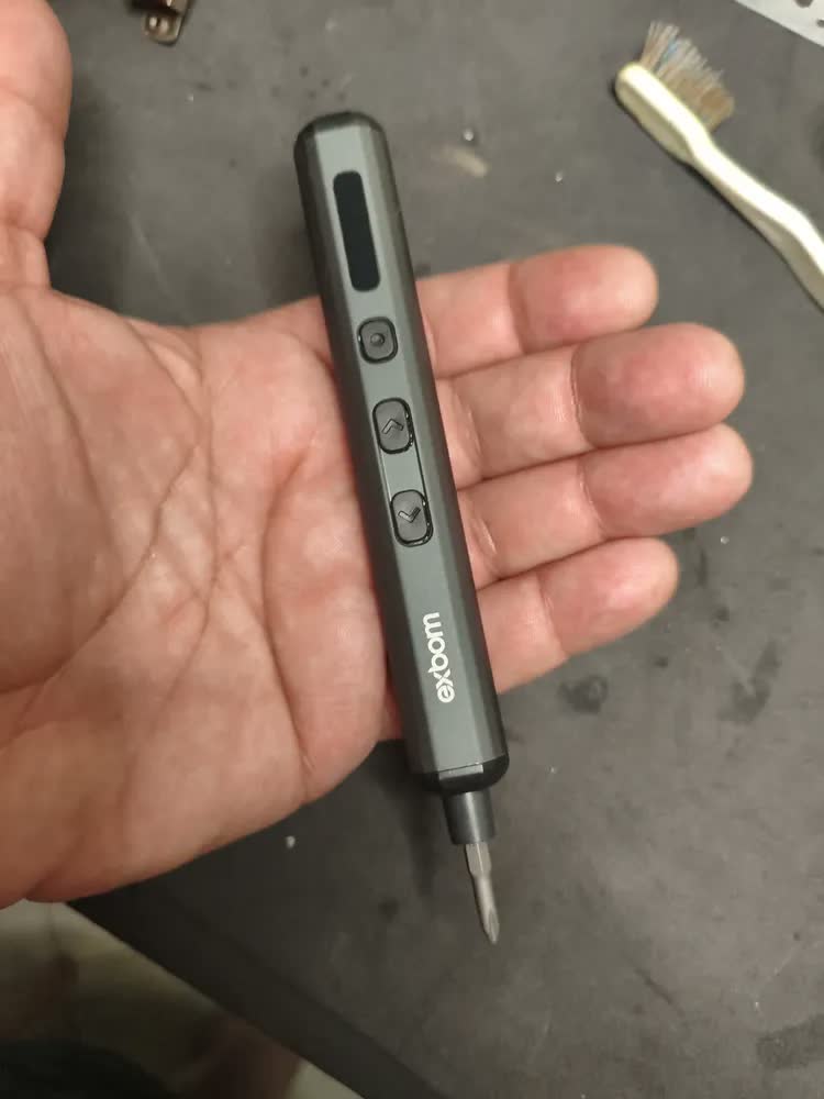 foto de Kit Chave De Precisão Elétrica Recarregável 68 Em 1 Sem Fio Cinza