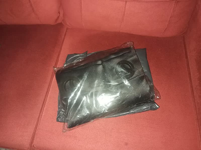 foto de Cortina Blackout Porta Sala 1,38x2 Liso Corta Luz Tecido