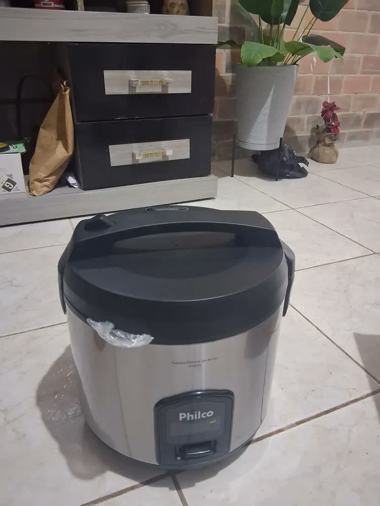 foto de Panela Arroz Philco Ppa95 5l 12 Xícaras Antiaderente