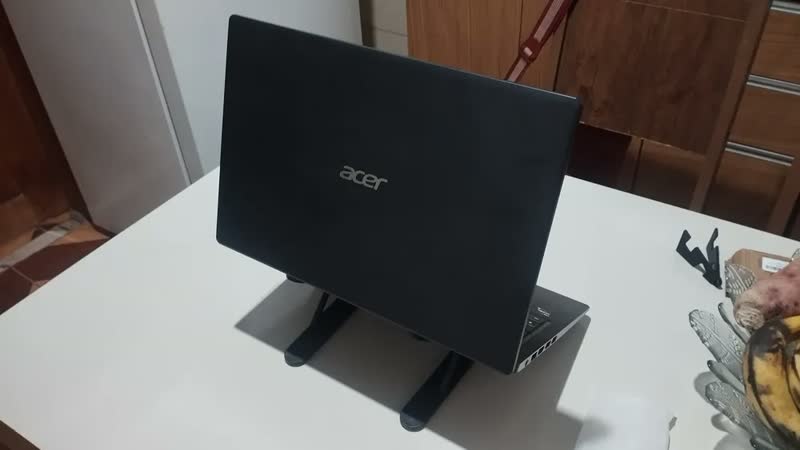foto de Suporte Notebook Dobrável Portátil Anti Derrapante De Mesa