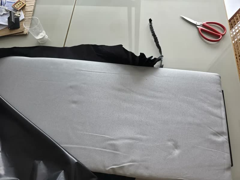 foto de Tabua Passar Roupa De Mesa Bancada Portátil Aço Extra Forte