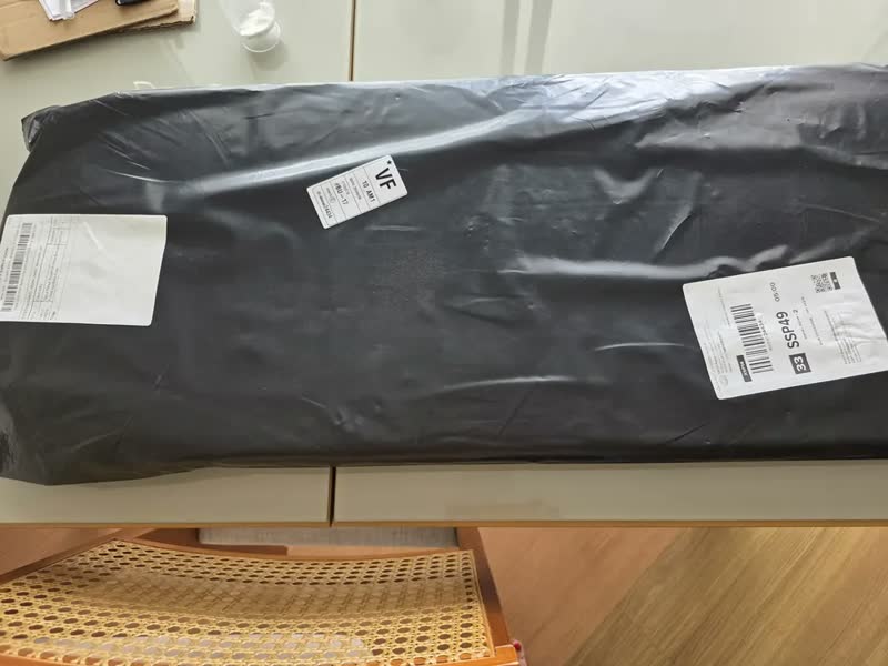foto de Tabua Passar Roupa De Mesa Bancada Portátil Aço Extra Forte