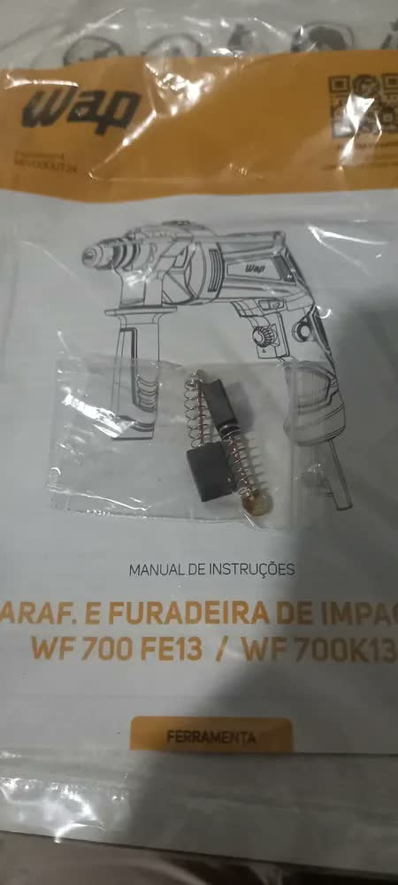 foto de Parafusadeira Furadeira De Impacto 700w Maleta Wf 700k13 Wap