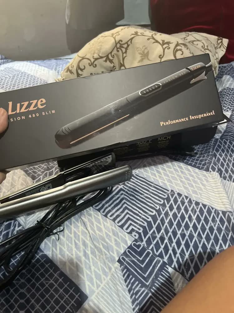 foto de Prancha Lizze Fusion Slim 480 Preto